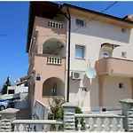 Vera 4*