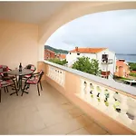 Guest house Vera Primosten