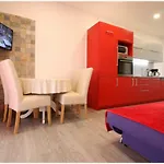 Vera Guest house