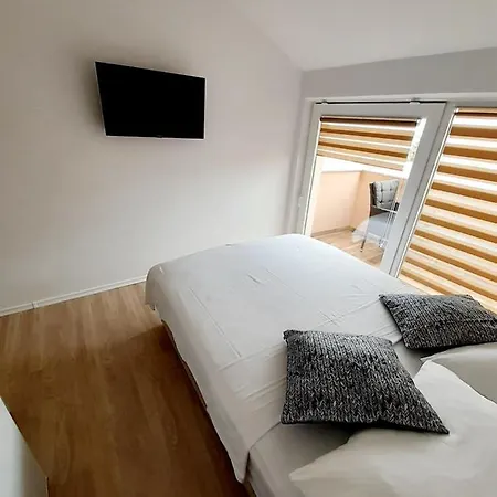 Guest house Vera Primosten