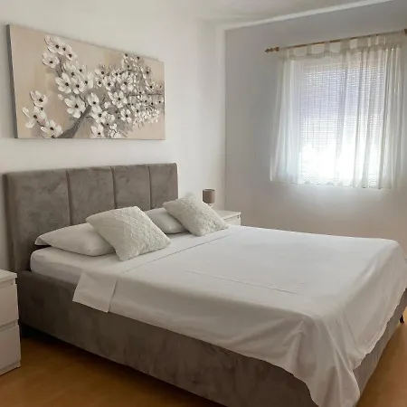 Guest house Vera *